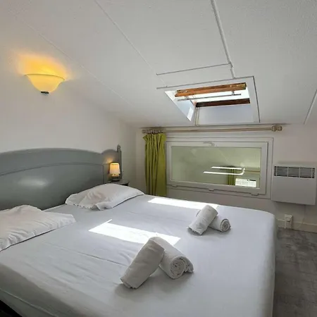 Dans Avec Piscine 아파트 라쿠르드쉬르메르
